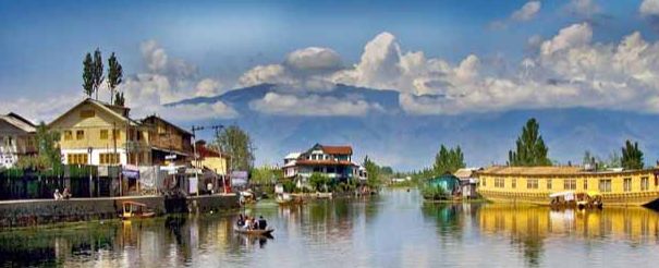 Arrive Srinagar